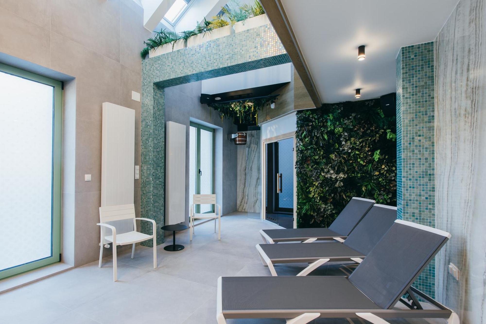 Nozon Apartments & Wellness Odorheiu Secuiesc Bagian luar foto